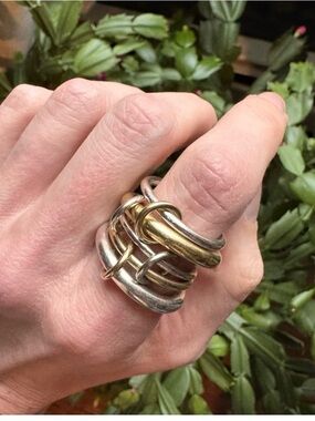 Authentic spinelli ring